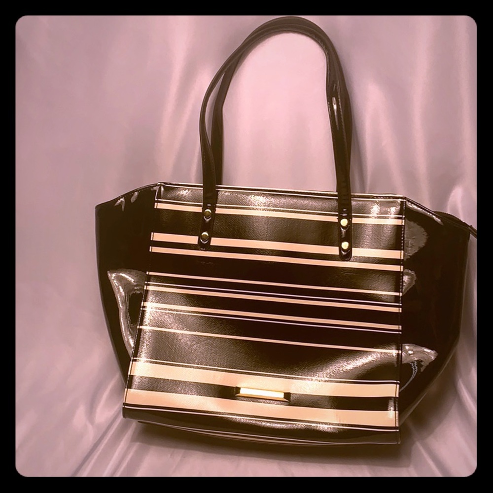 Anne Klein Black Cream and Gold Purse